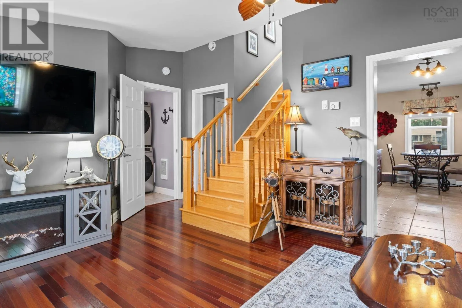 135 West River Road