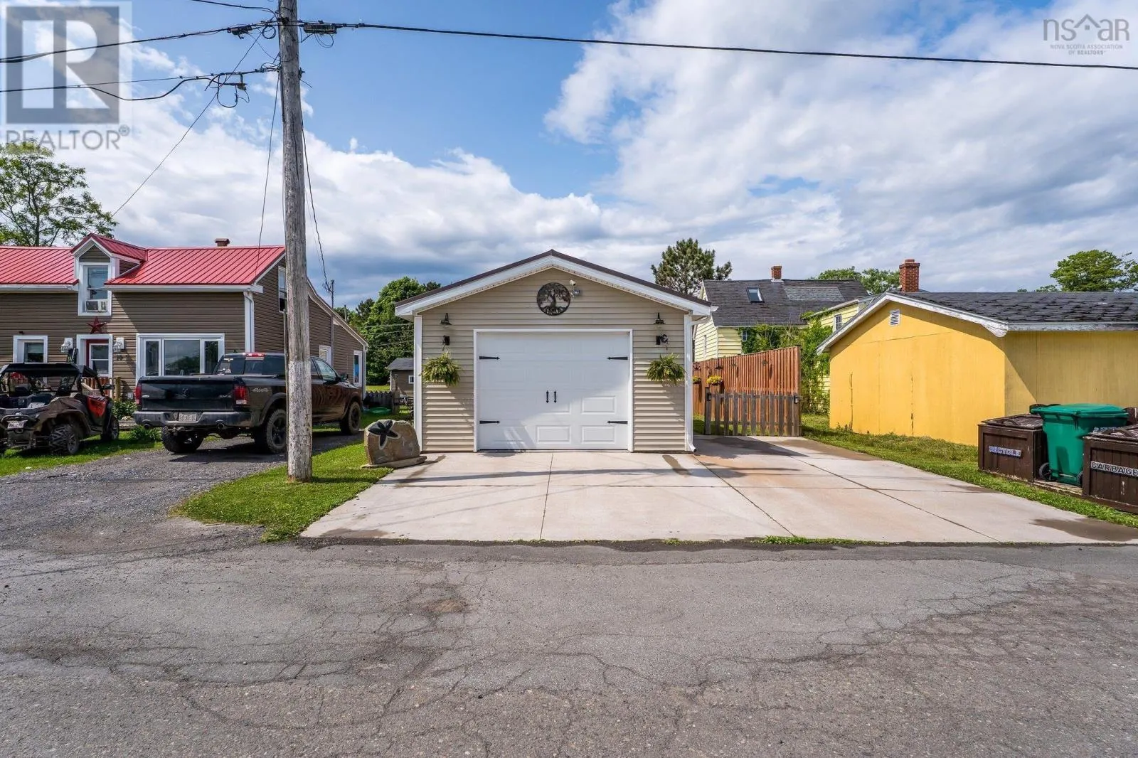 135 West River Road