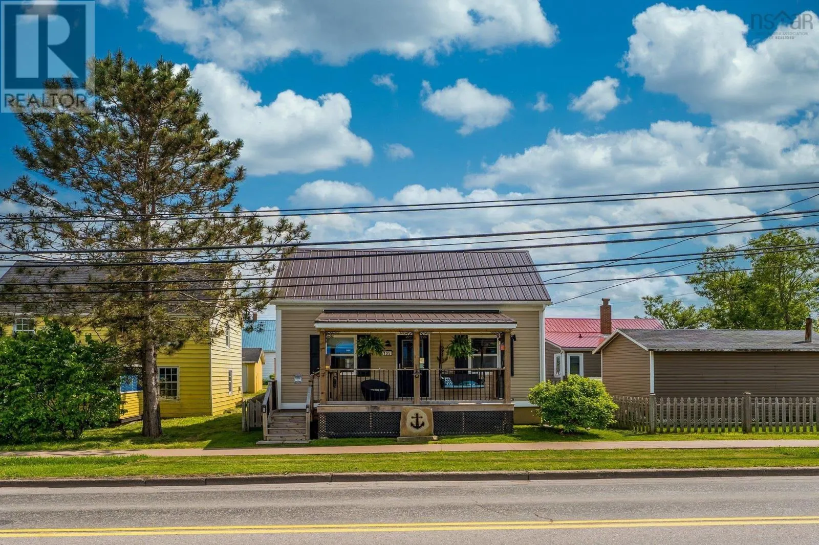 135 West River Road