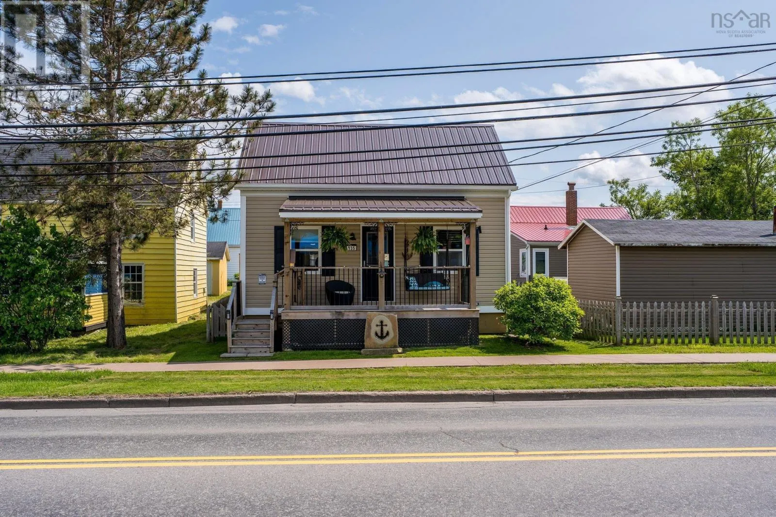 135 West River Road