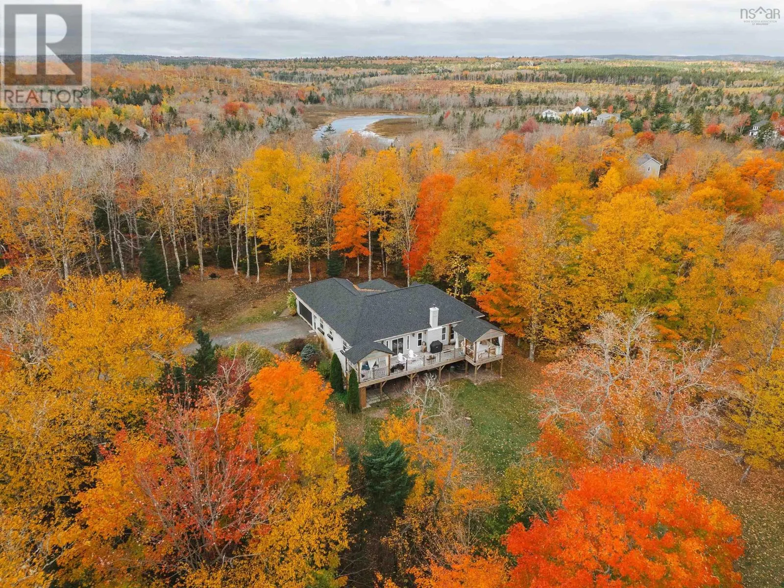 390 Gleneagles Drive