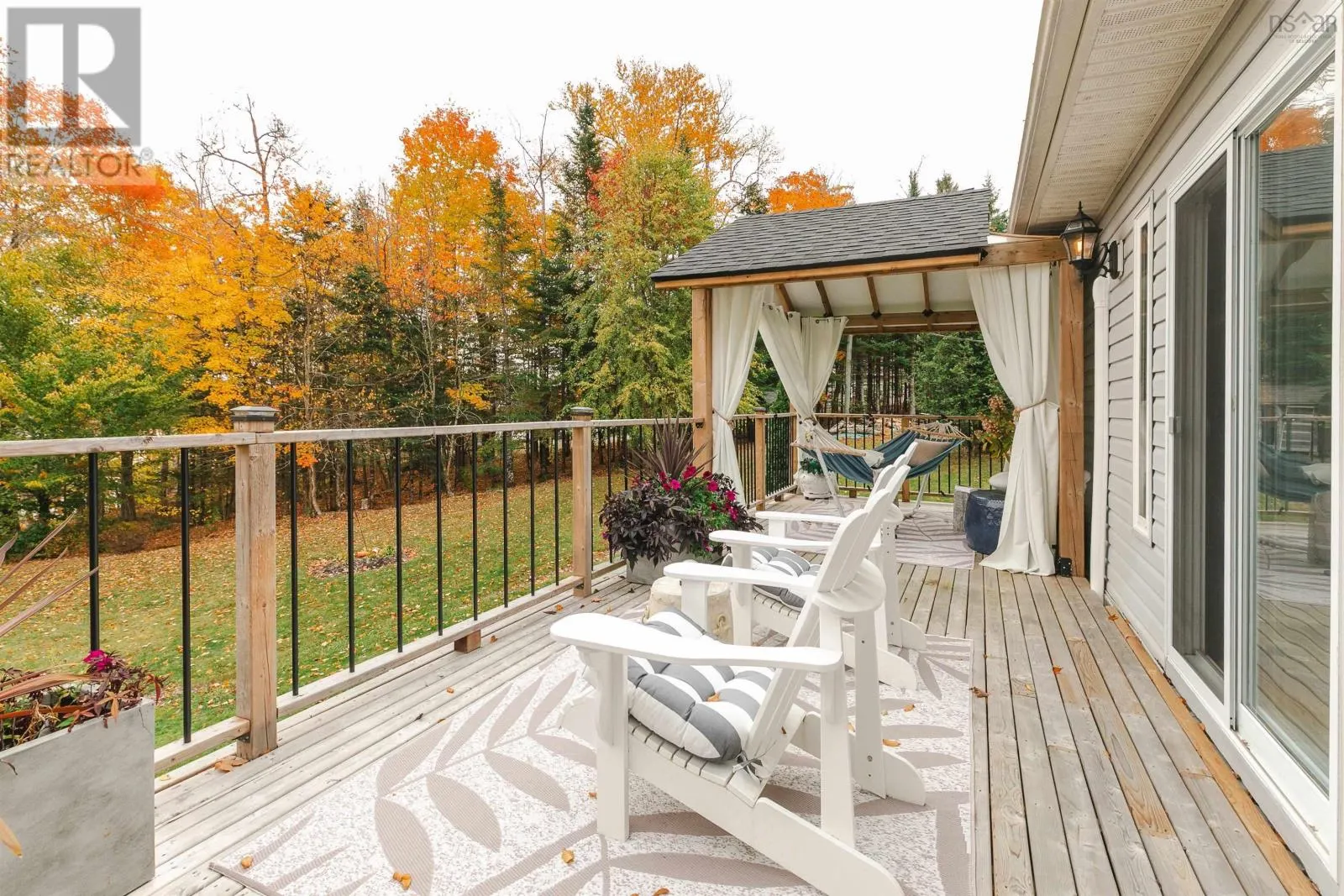 390 Gleneagles Drive