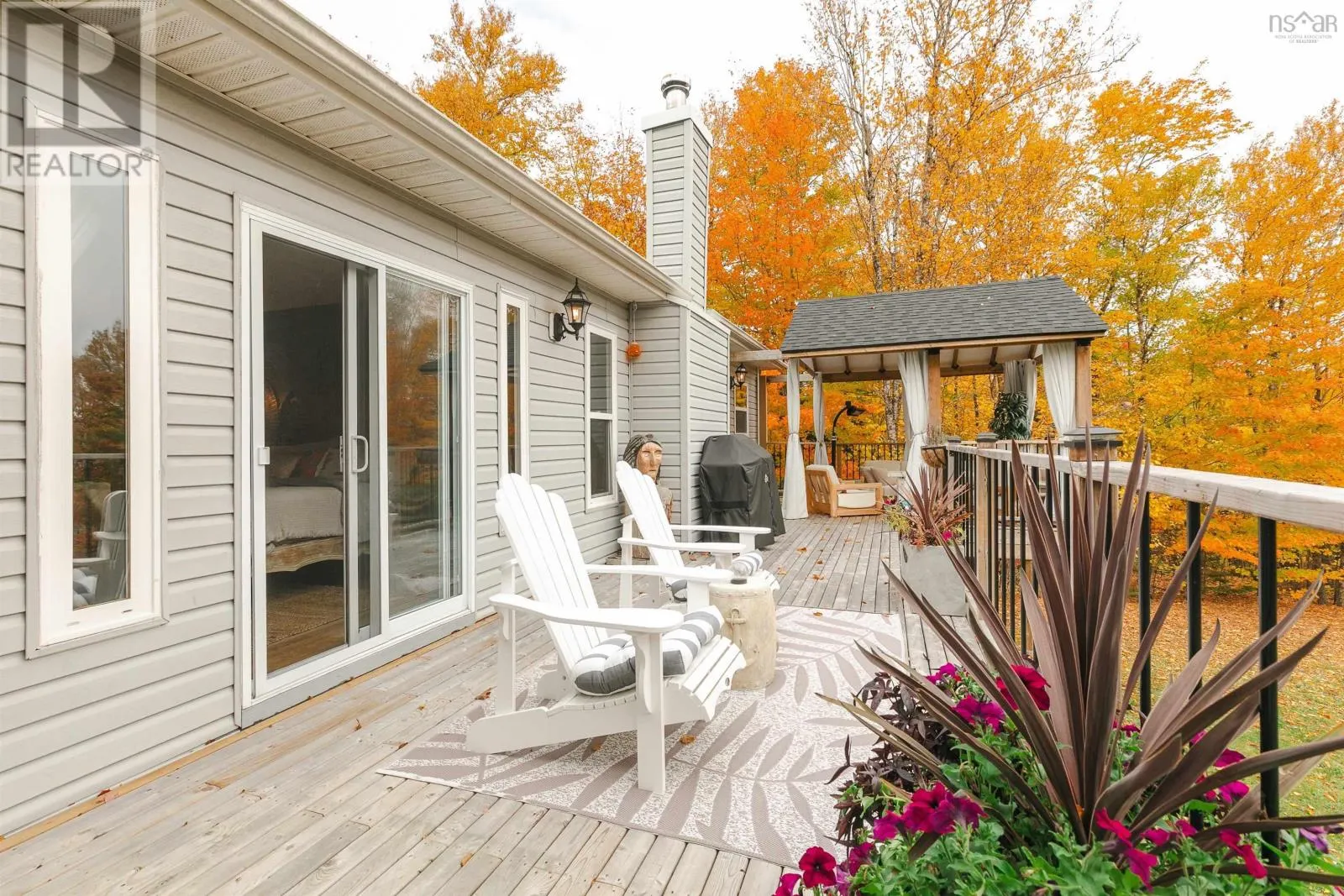 390 Gleneagles Drive