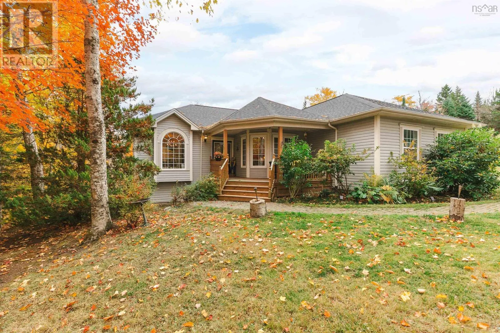 390 Gleneagles Drive