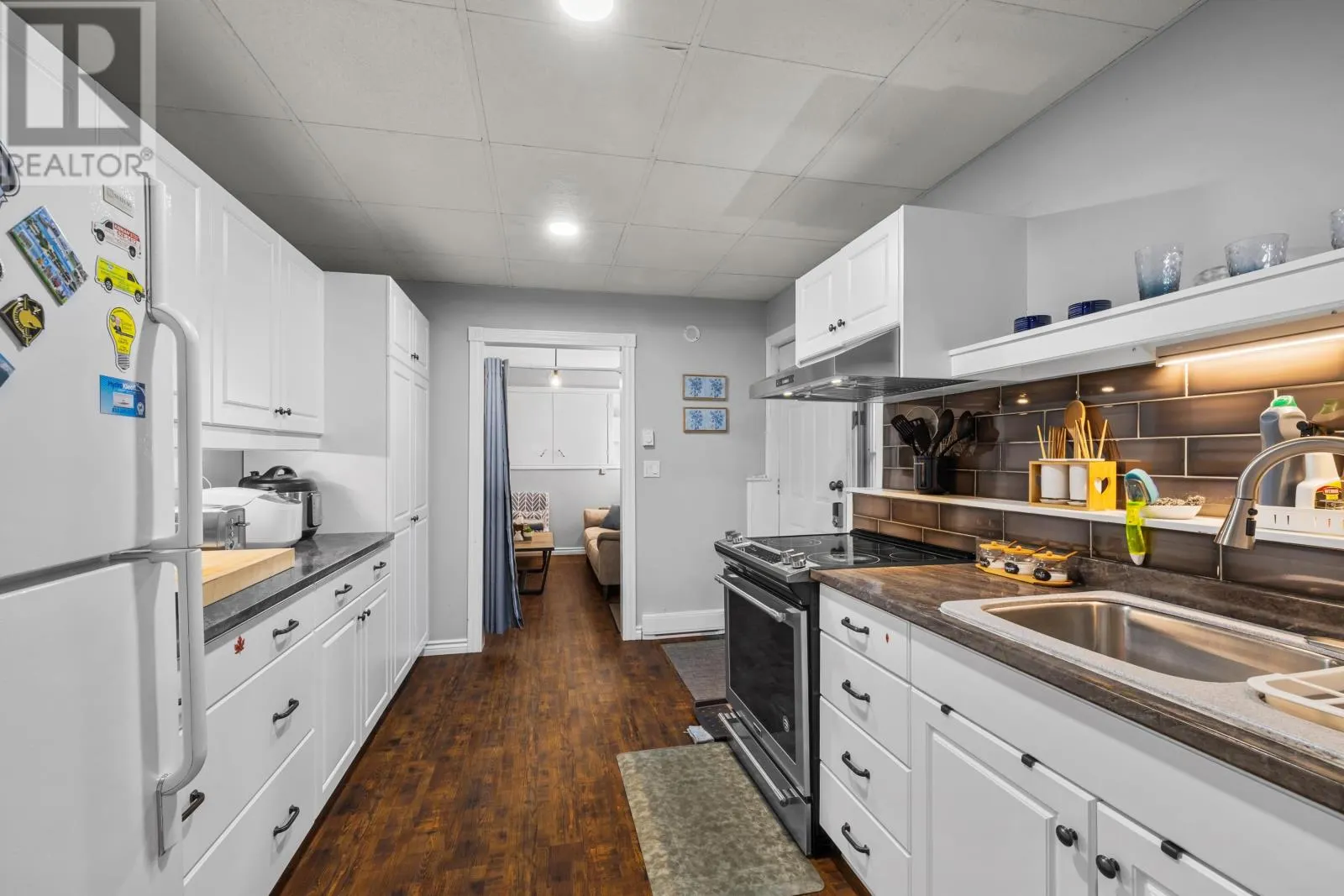 203 Ferry Road