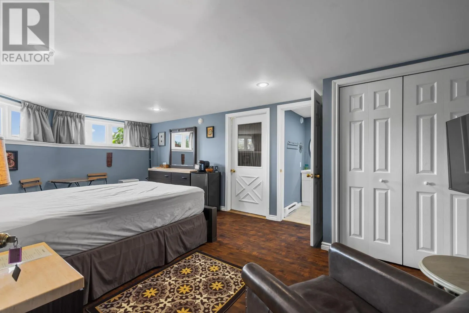 203 Ferry Road