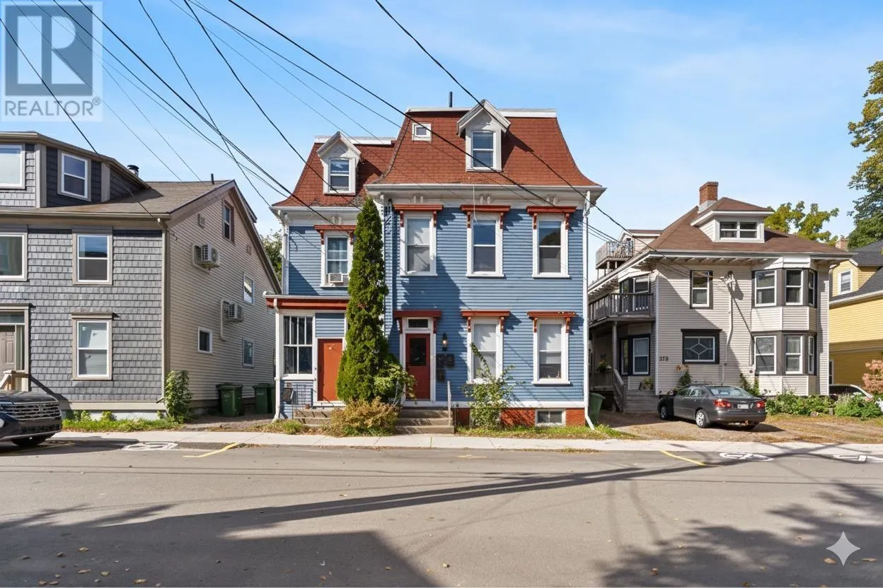 169 Dorchester Street