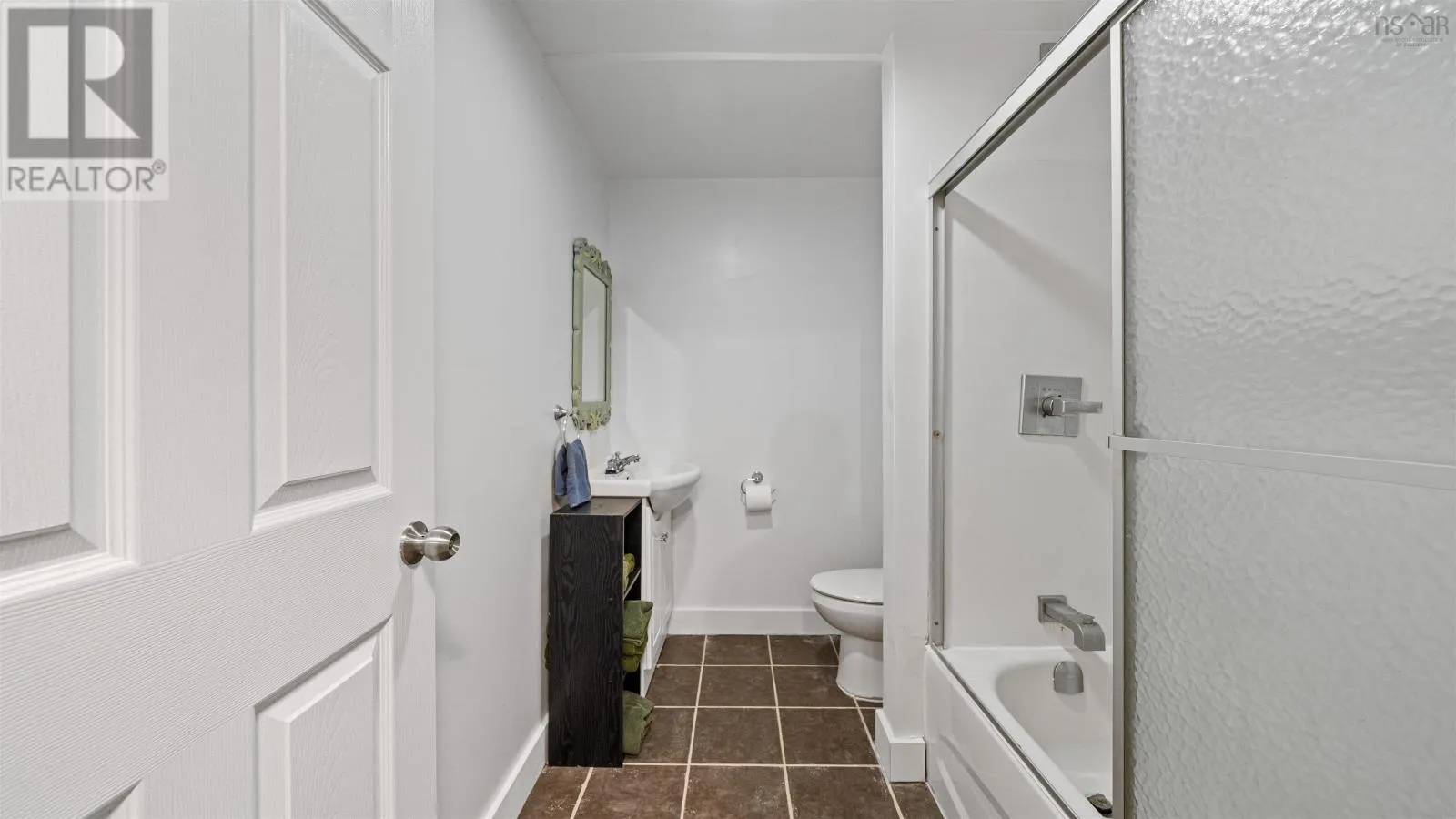 16 Donview Drive