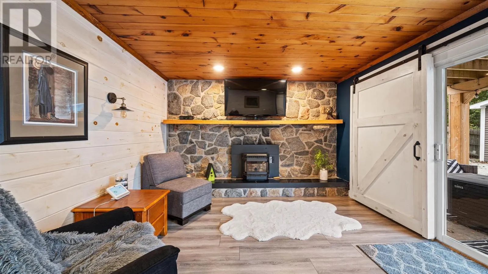 16 Donview Drive