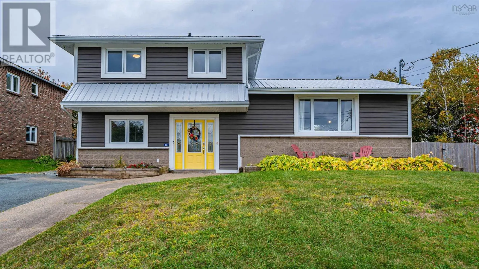16 Donview Drive