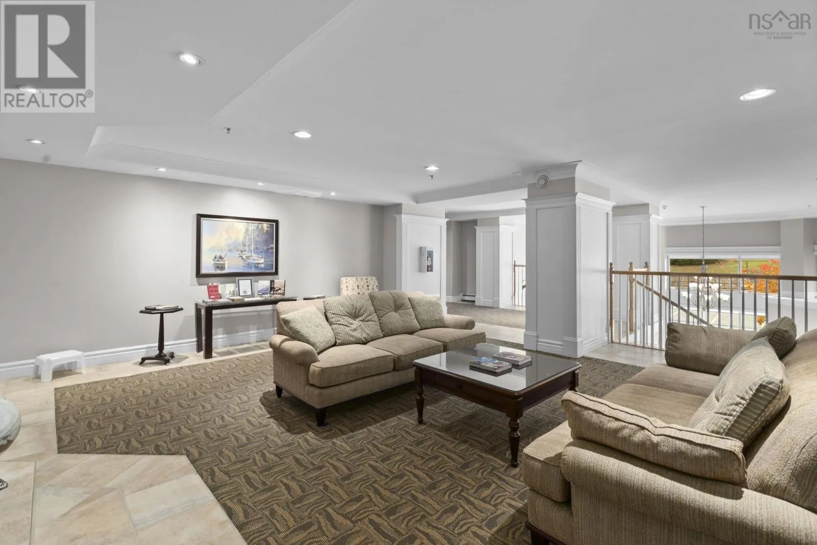 210 120 Southgate Drive