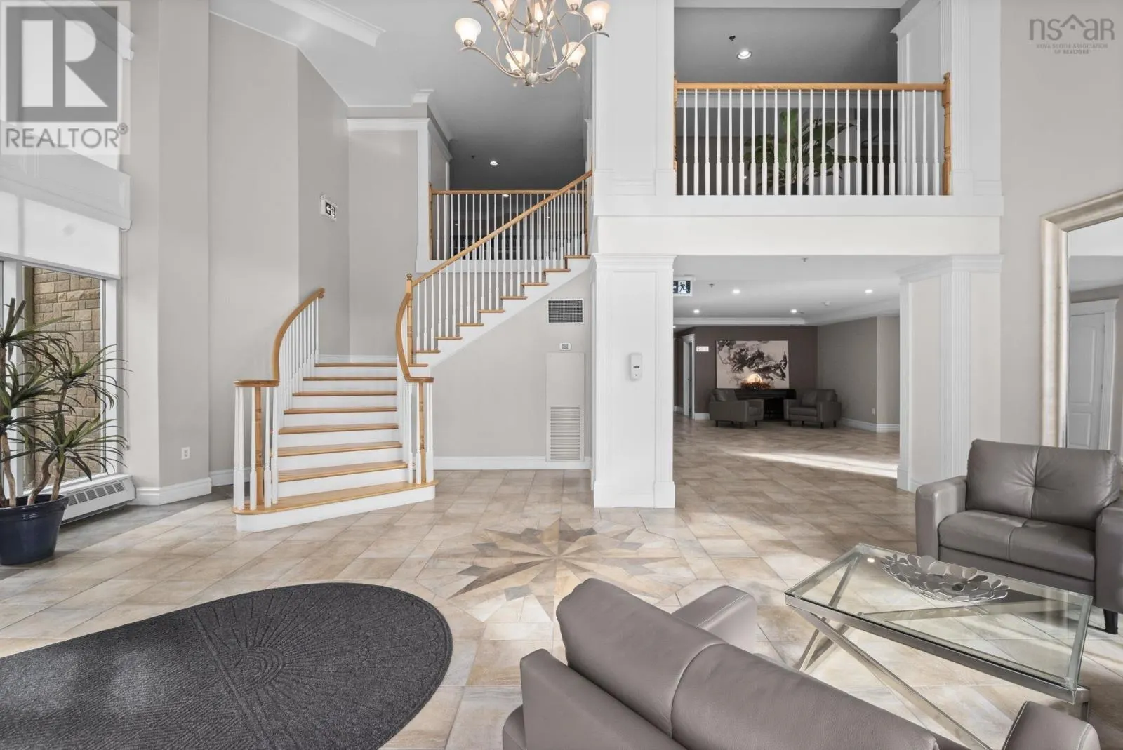 210 120 Southgate Drive