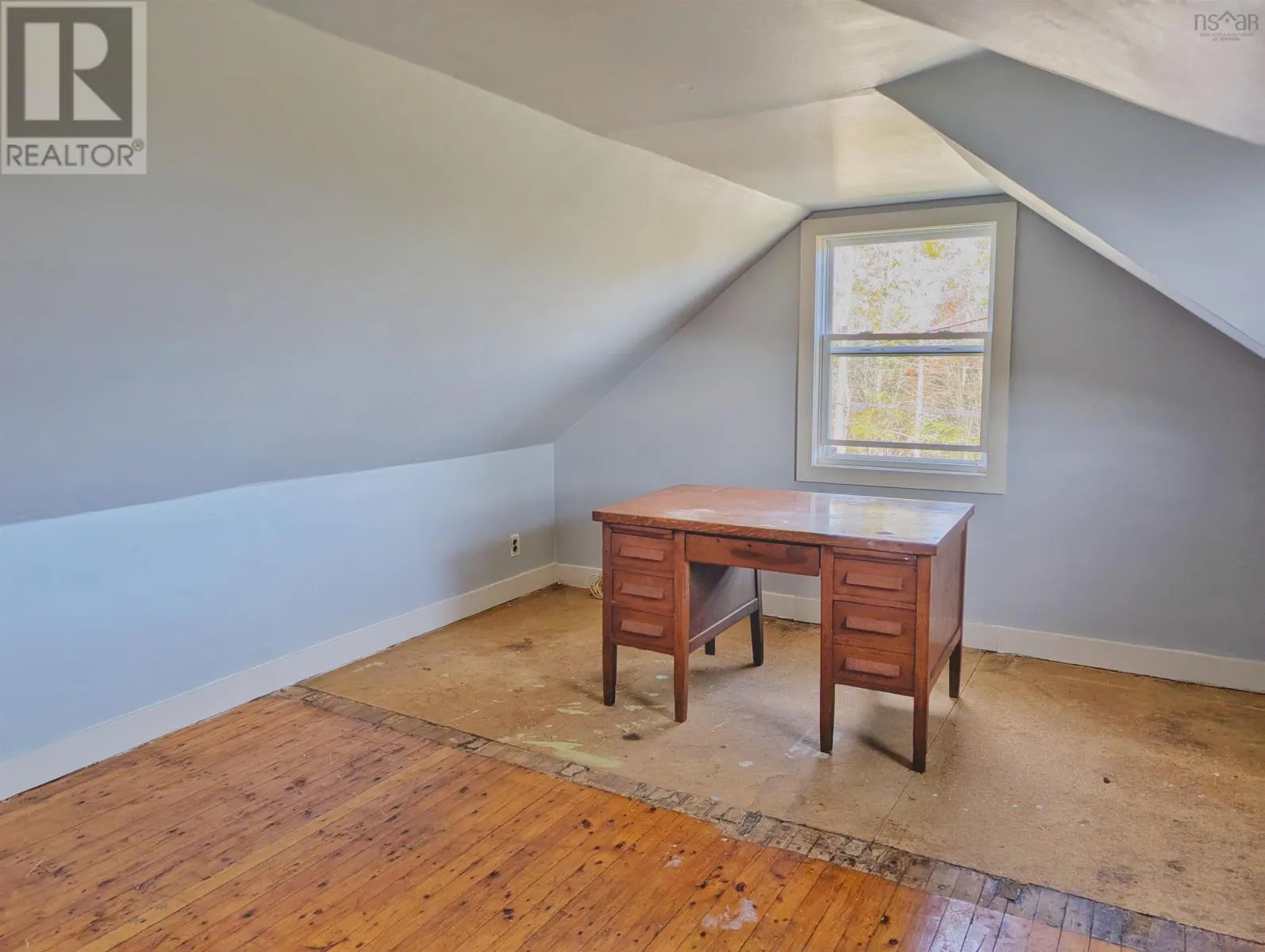 246 West Brooklyn Road