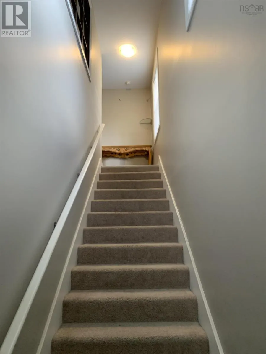 1423 Fall River Road