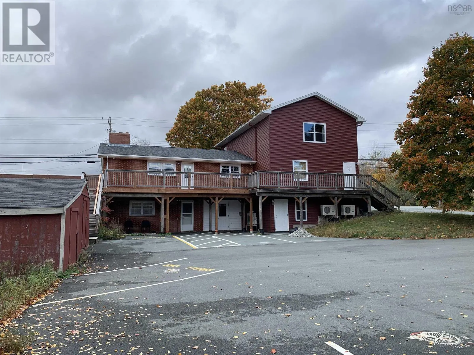 1423 Fall River Road