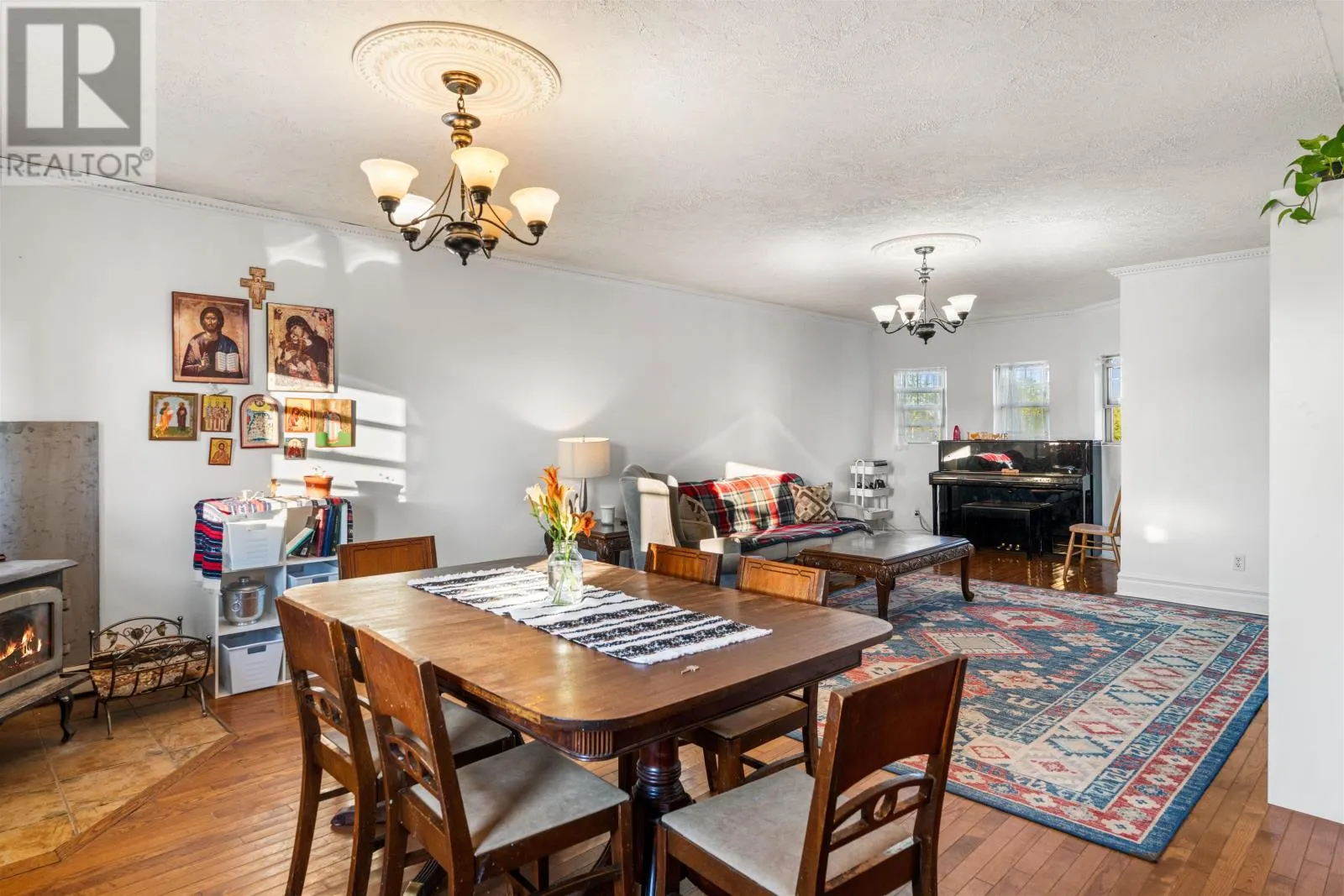 245 Dickie Road