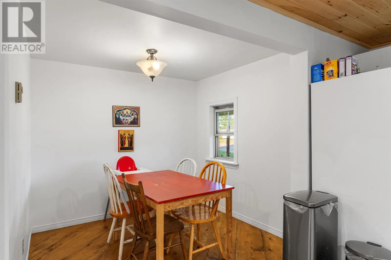 245 Dickie Road
