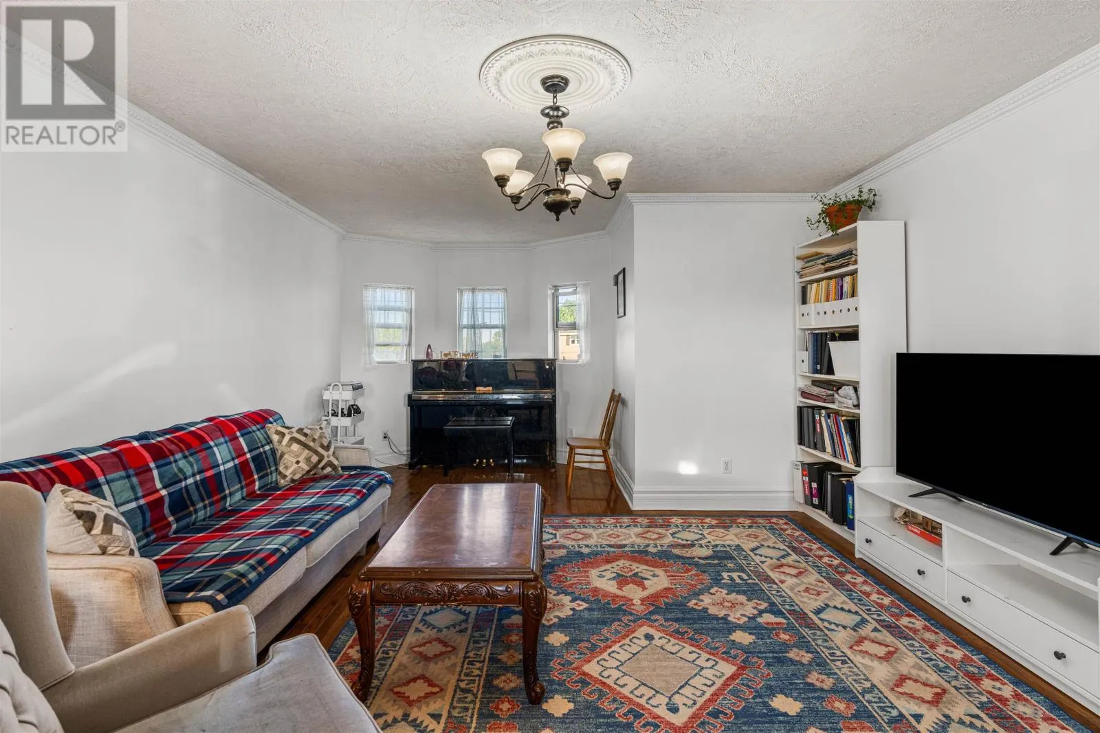 245 Dickie Road