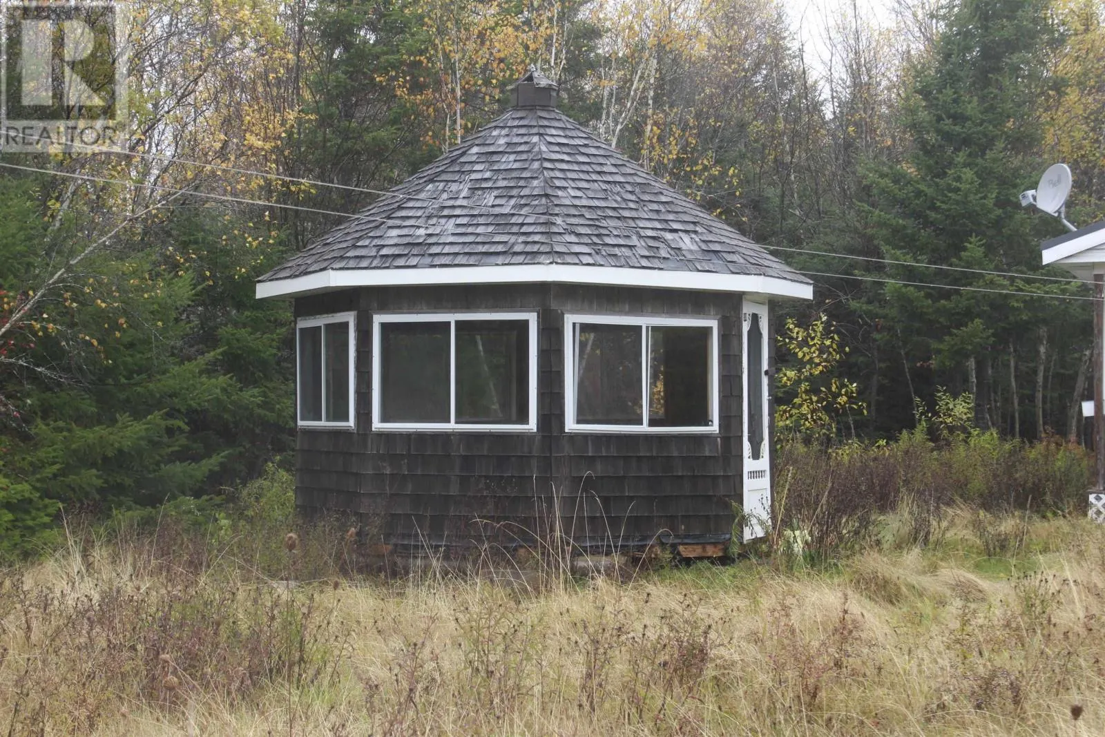 83 Pleasant Valley Road