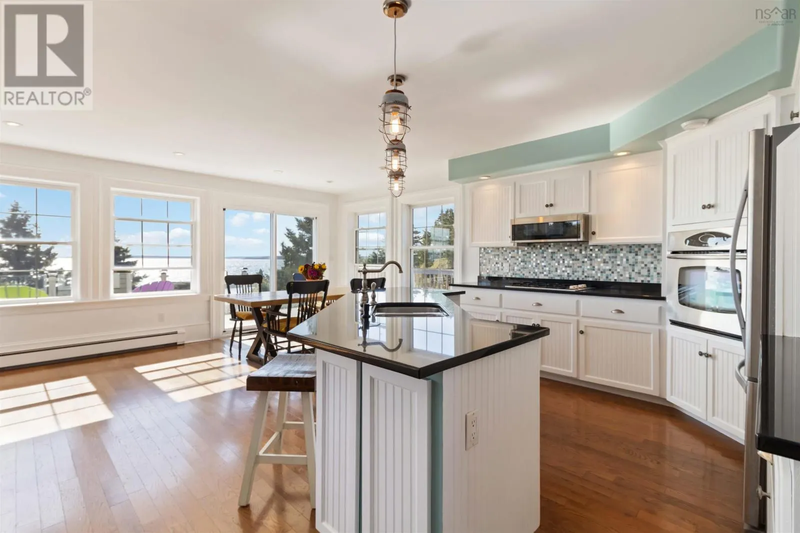 157 The Point Road