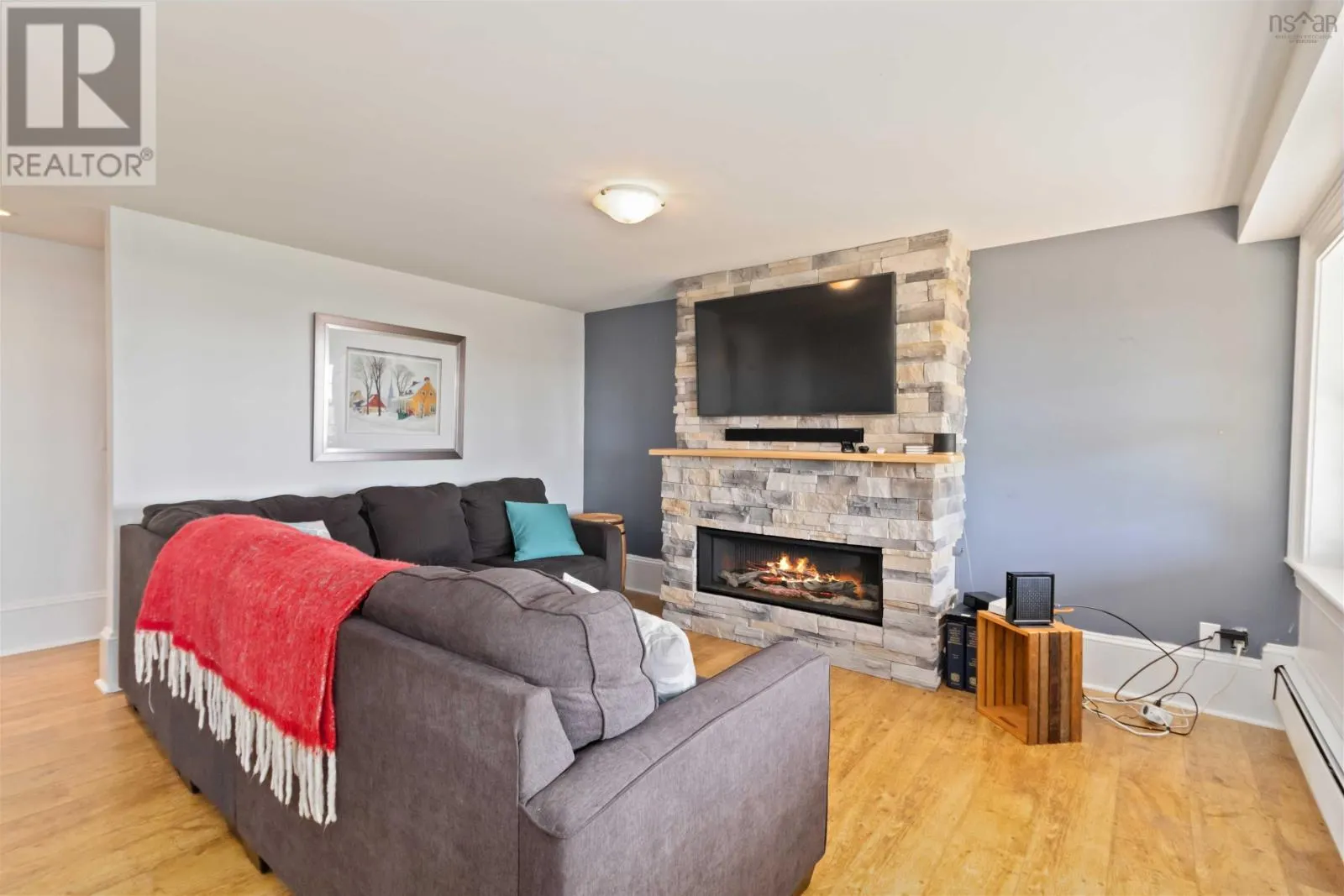 157 The Point Road
