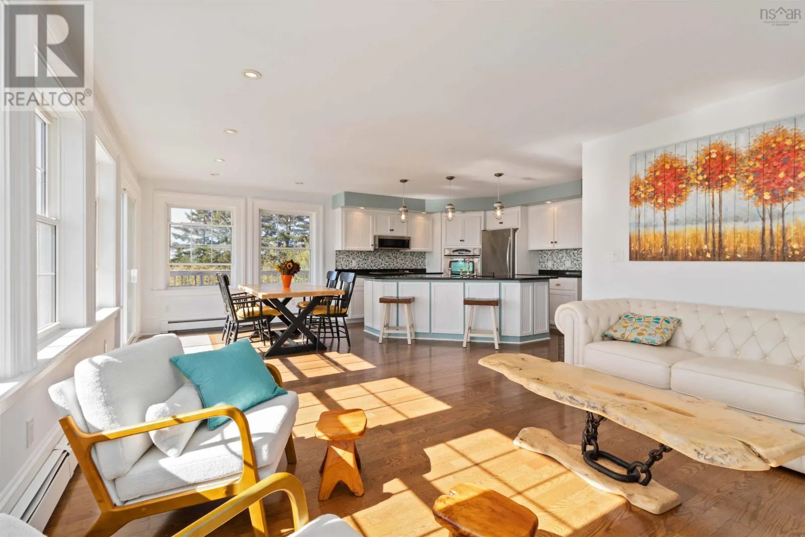157 The Point Road