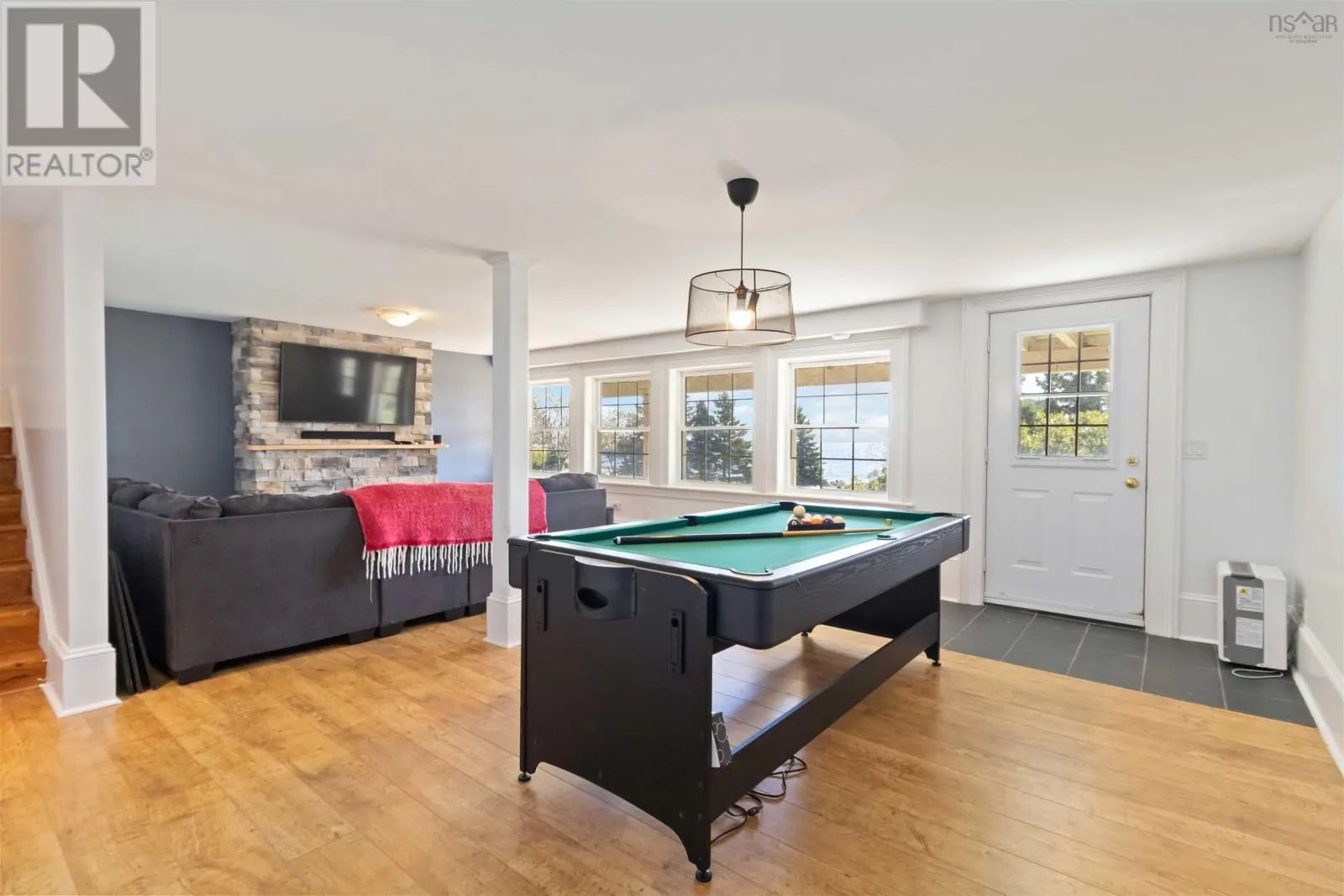 157 The Point Road