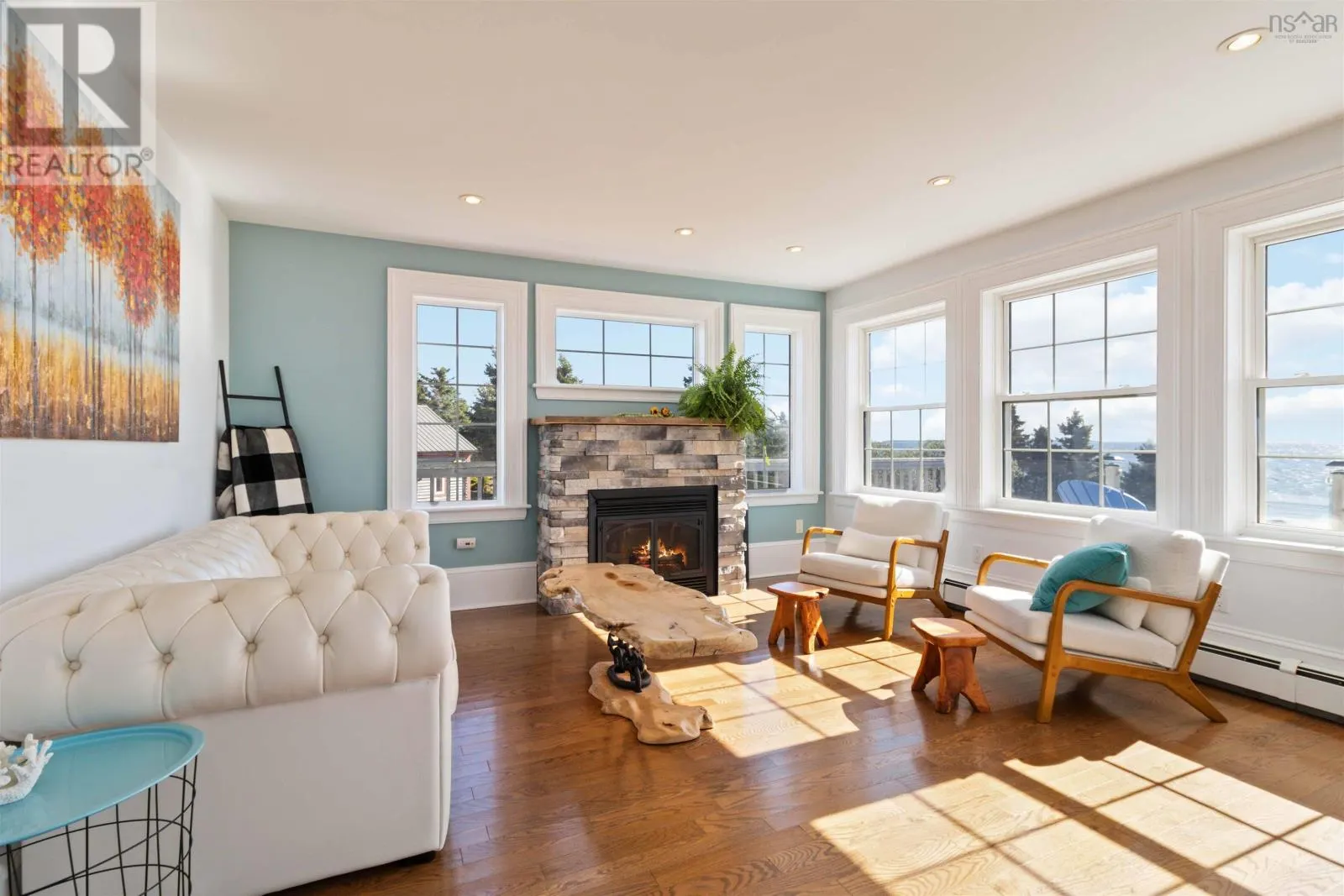 157 The Point Road
