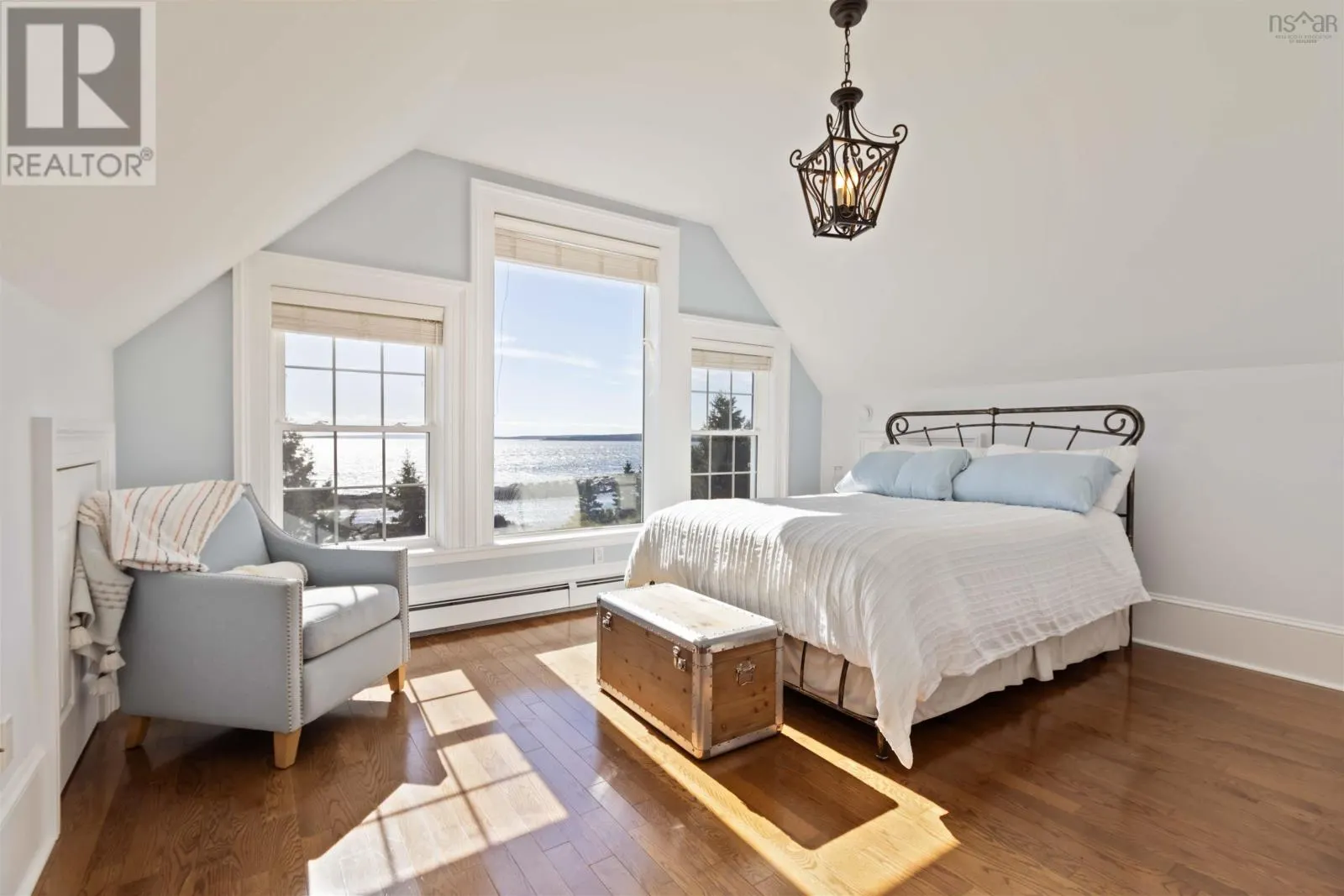 157 The Point Road