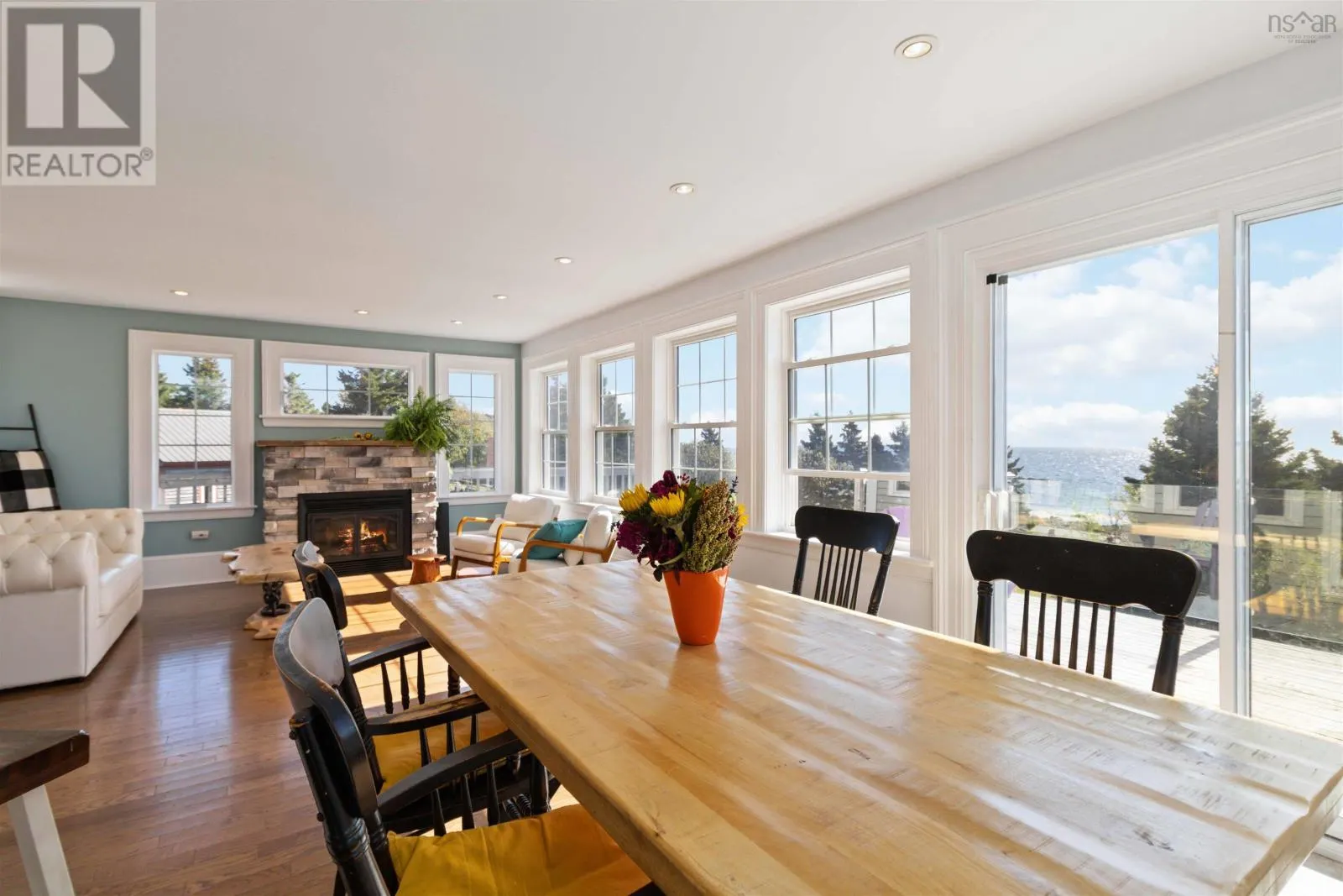 157 The Point Road