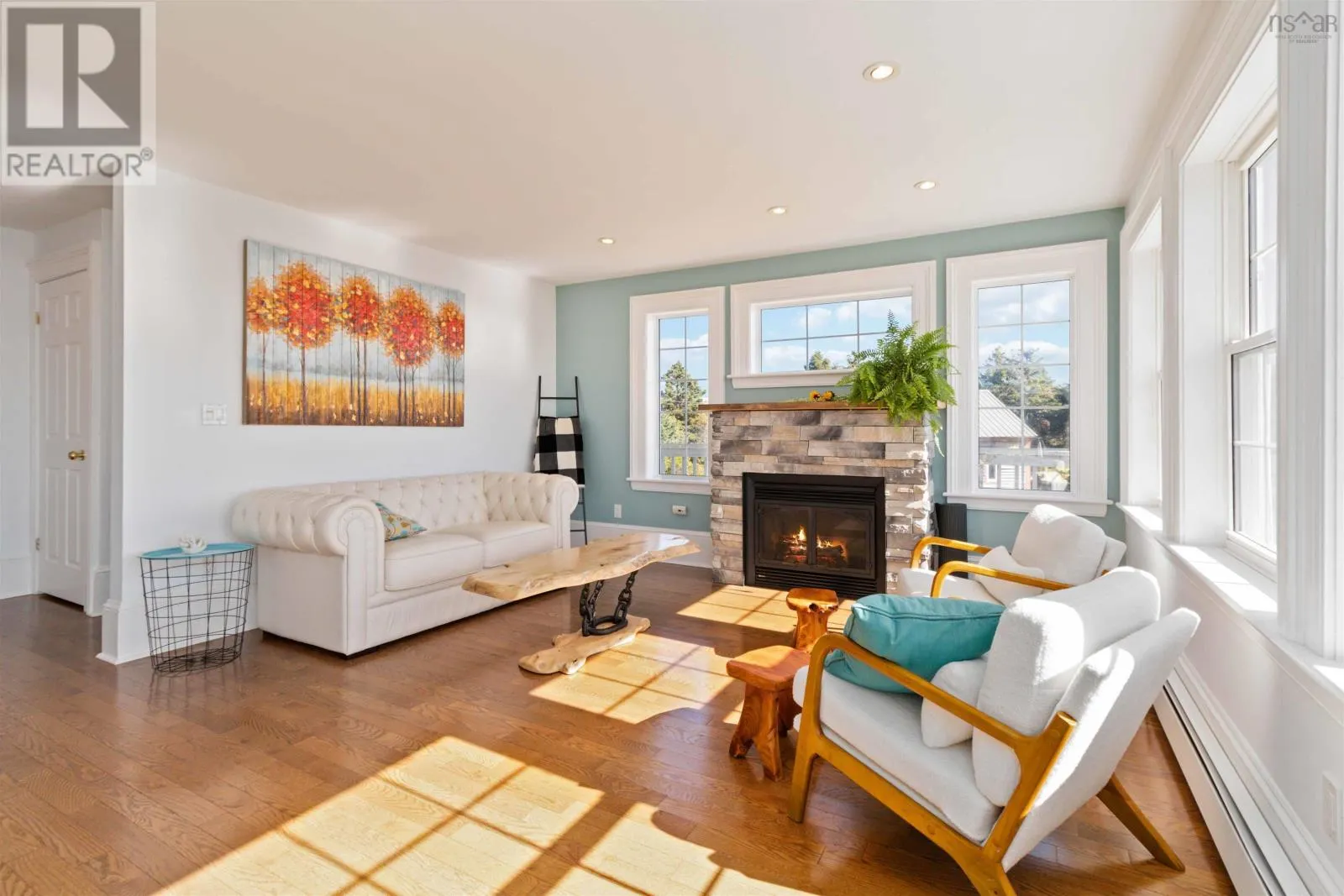 157 The Point Road