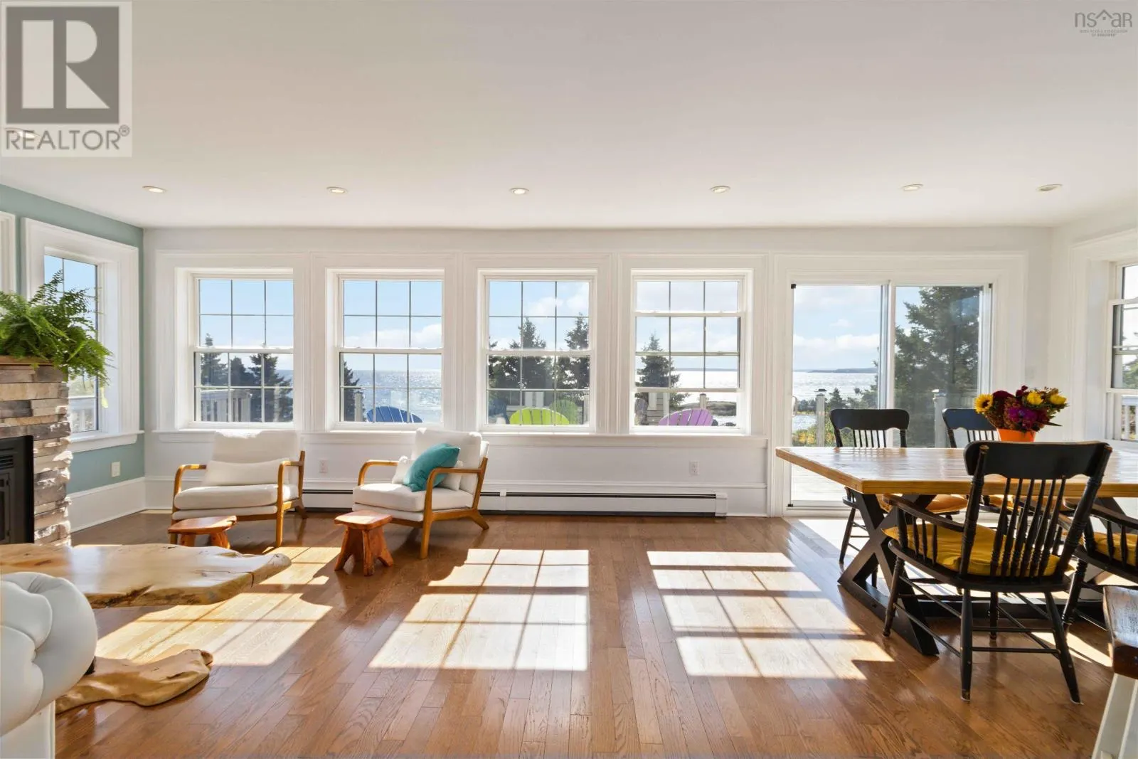157 The Point Road