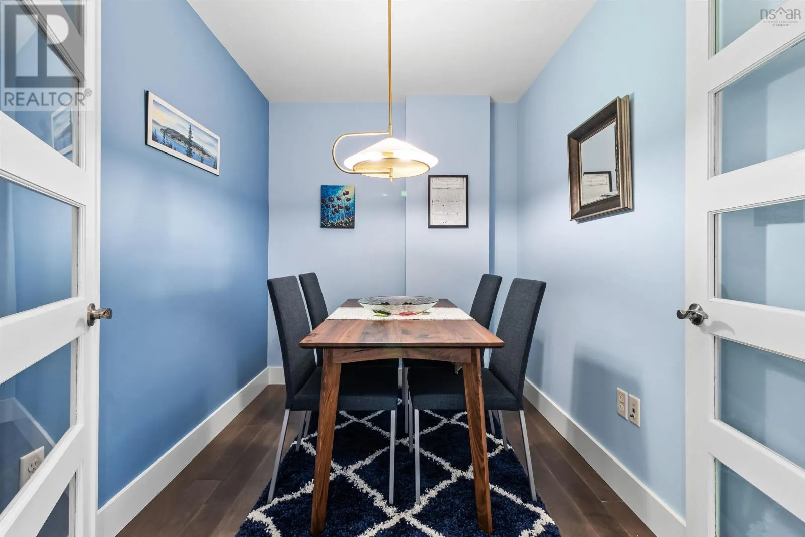 409 220 Waterfront Drive