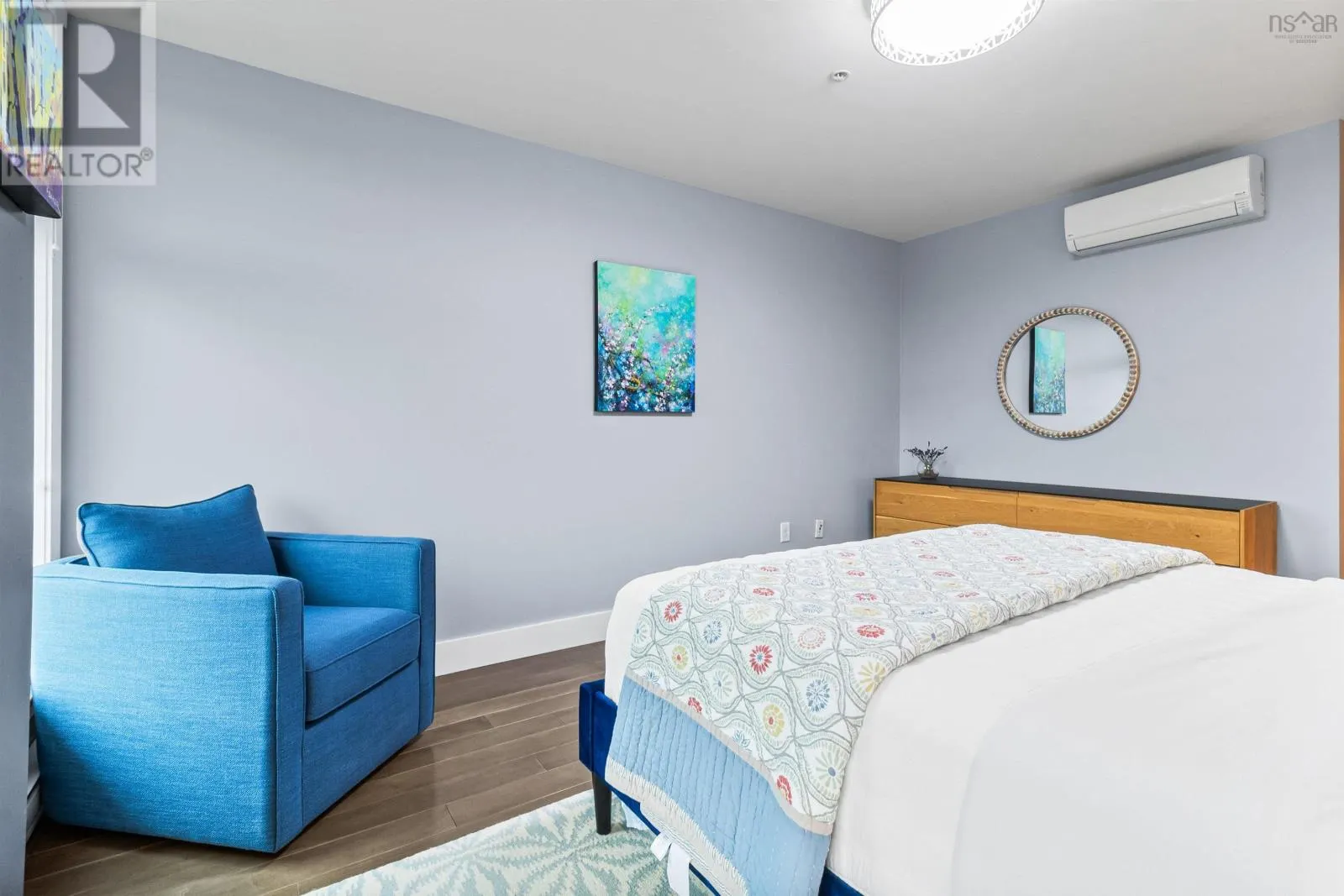 409 220 Waterfront Drive