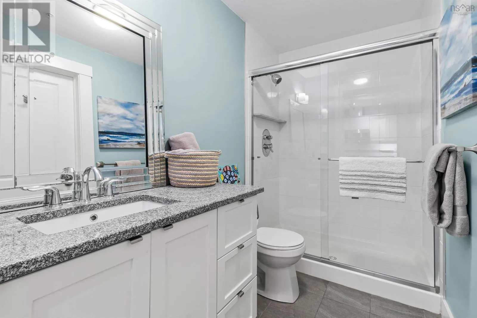 409 220 Waterfront Drive