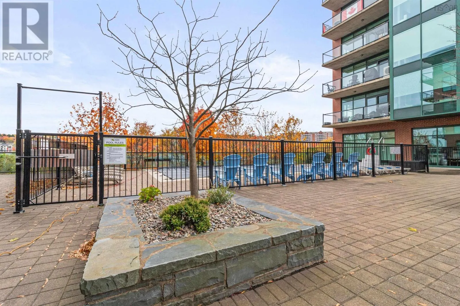 409 220 Waterfront Drive