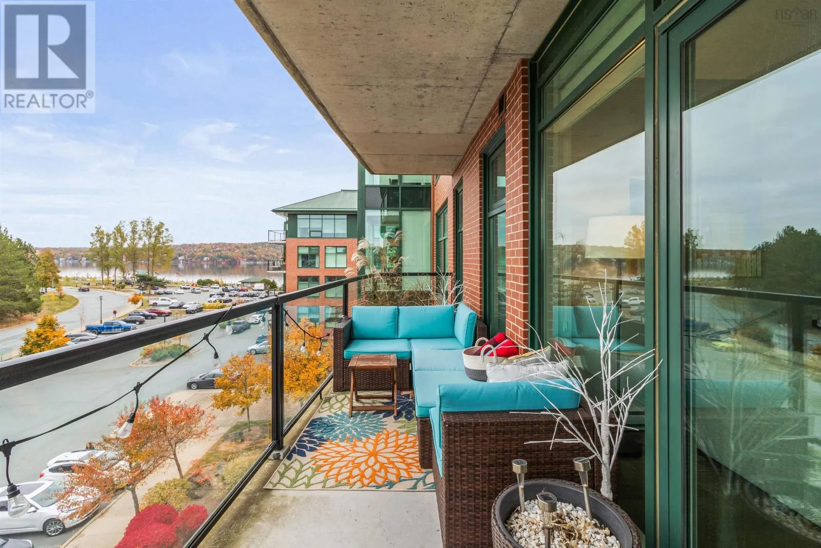 409 220 Waterfront Drive