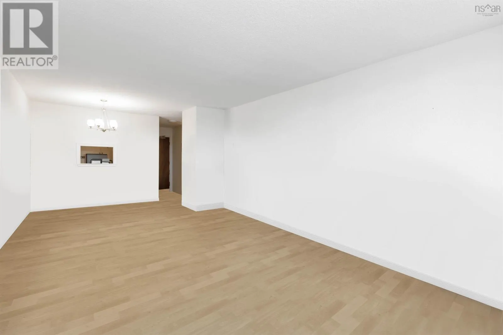 406 5572 Northridge Road