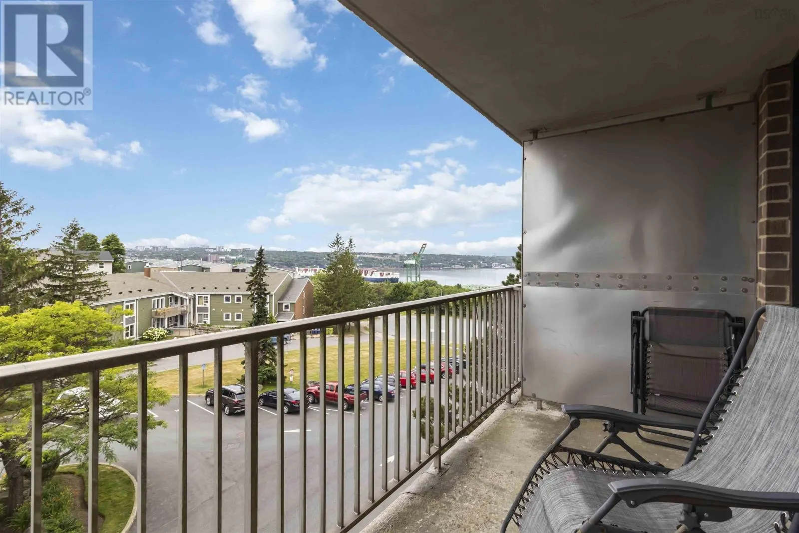 406 5572 Northridge Road