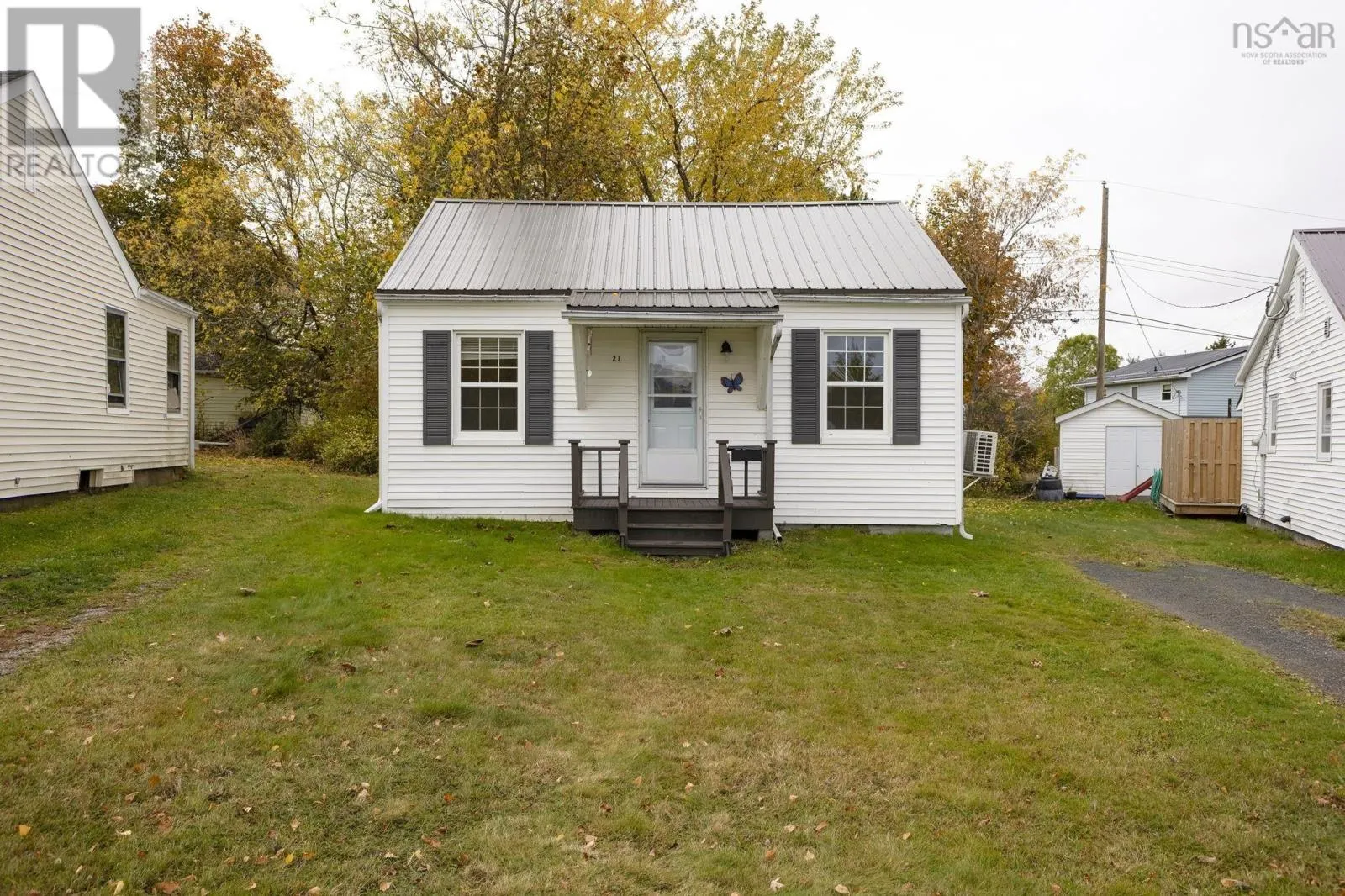21 Highland Drive