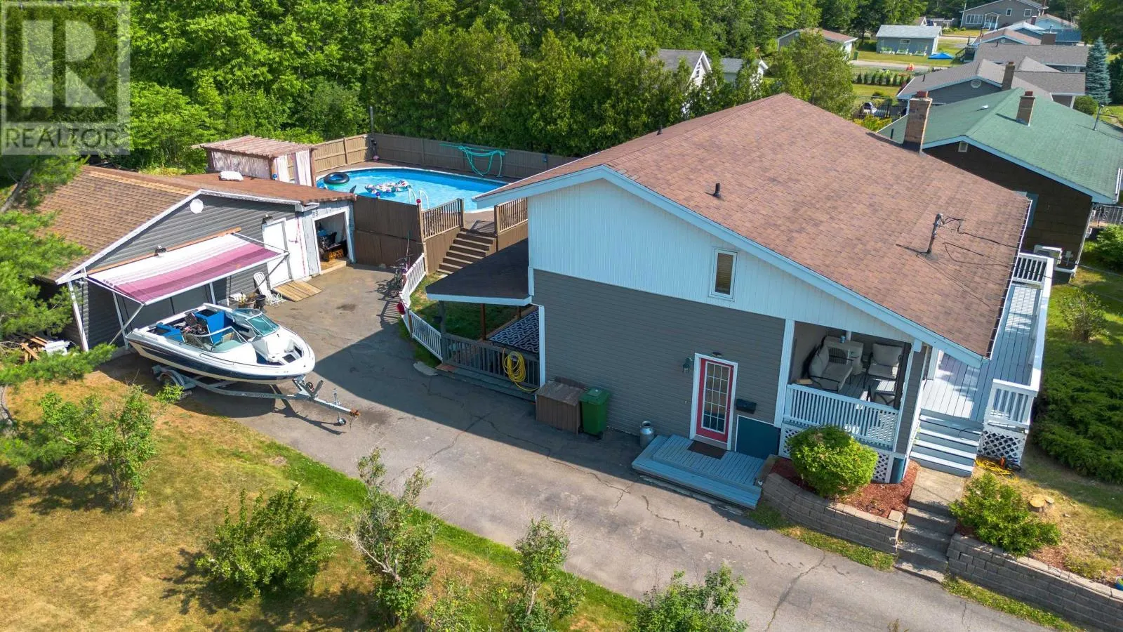 56 Holic Avenue