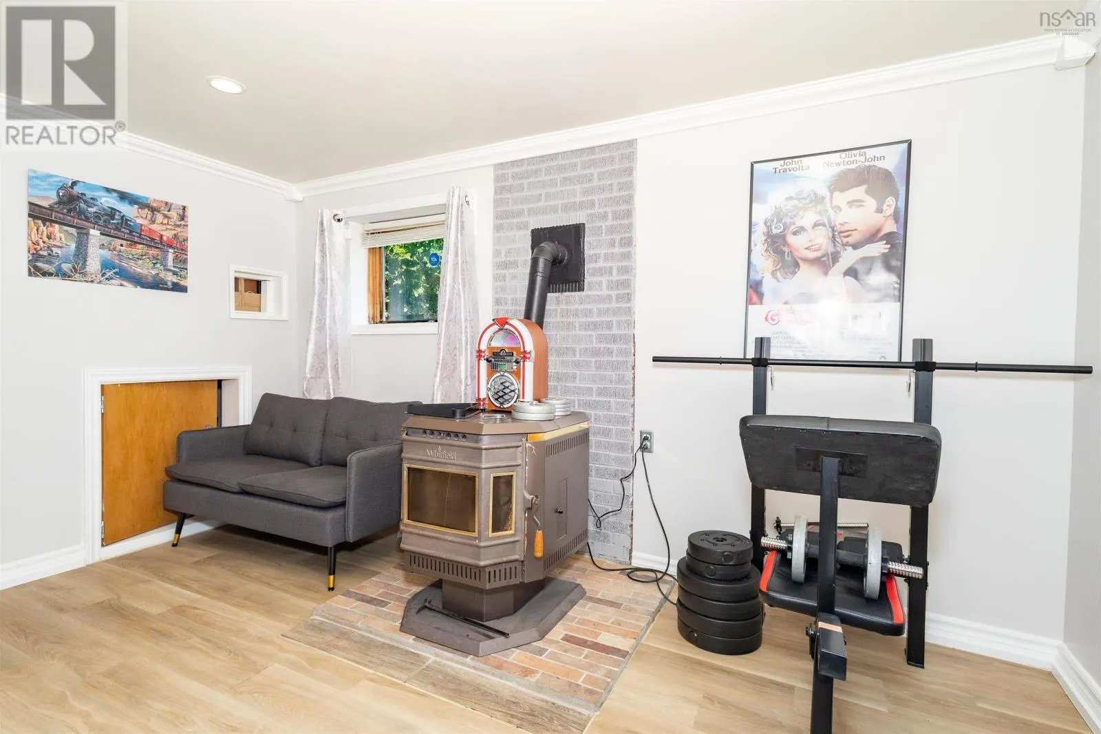 56 Holic Avenue