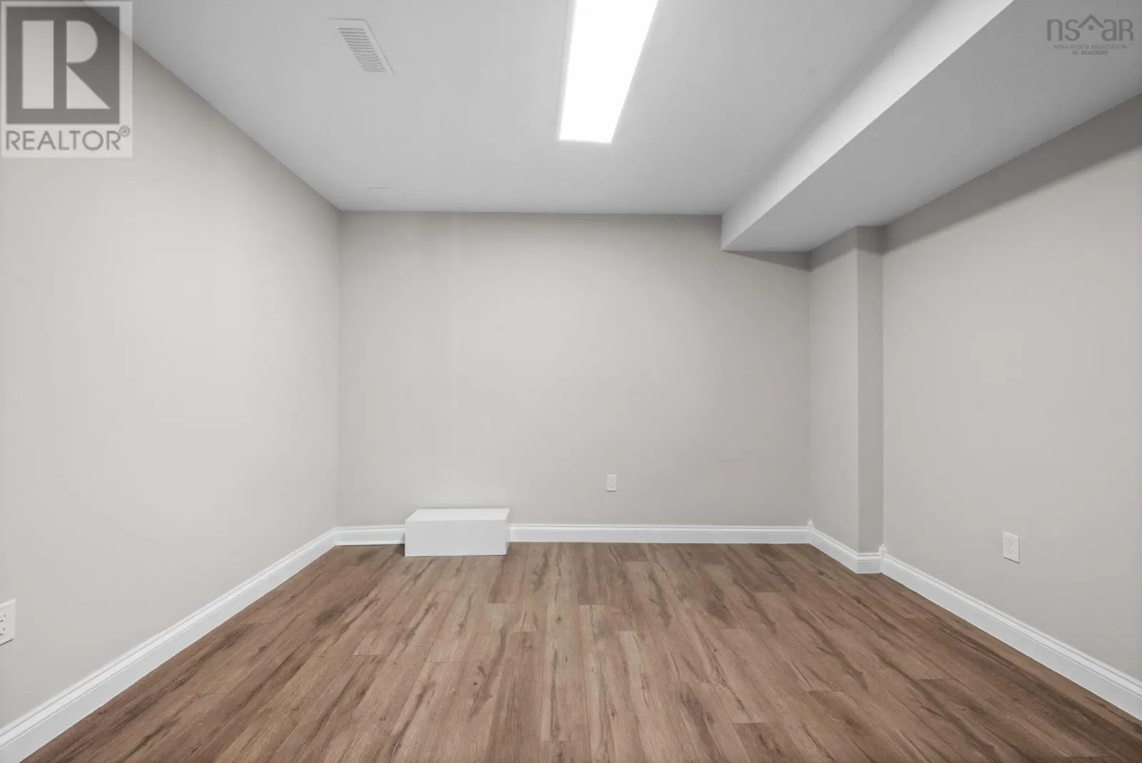 916 Young Avenue