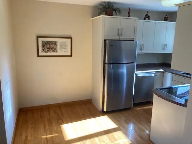 80 Sterling Avenue