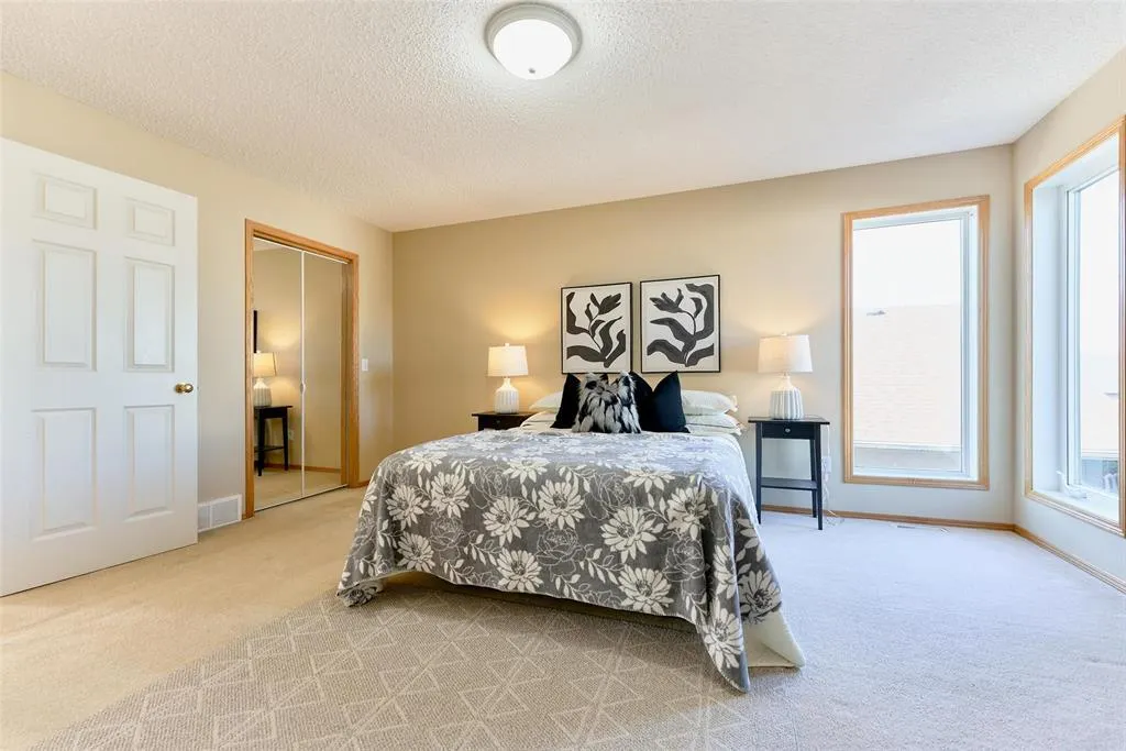 62 Calderwood Bay