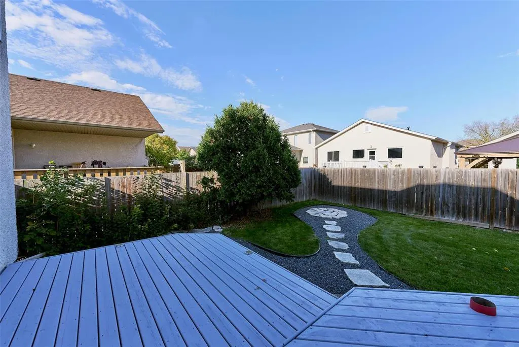 62 Calderwood Bay