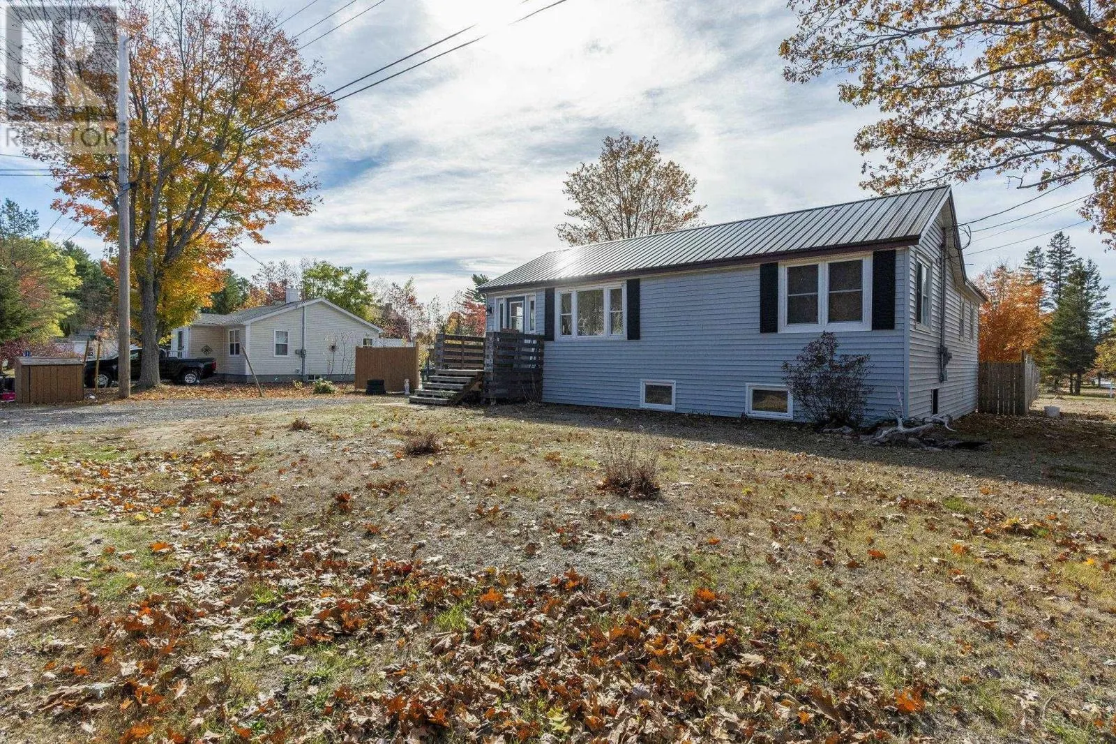 1119 Neily Crescent