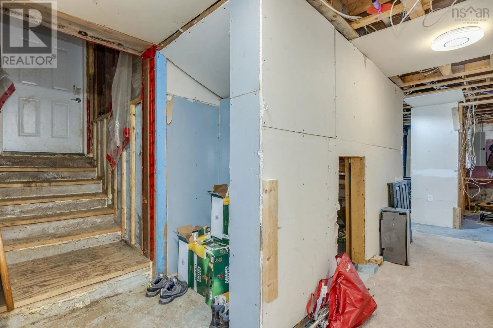 1119 Neily Crescent