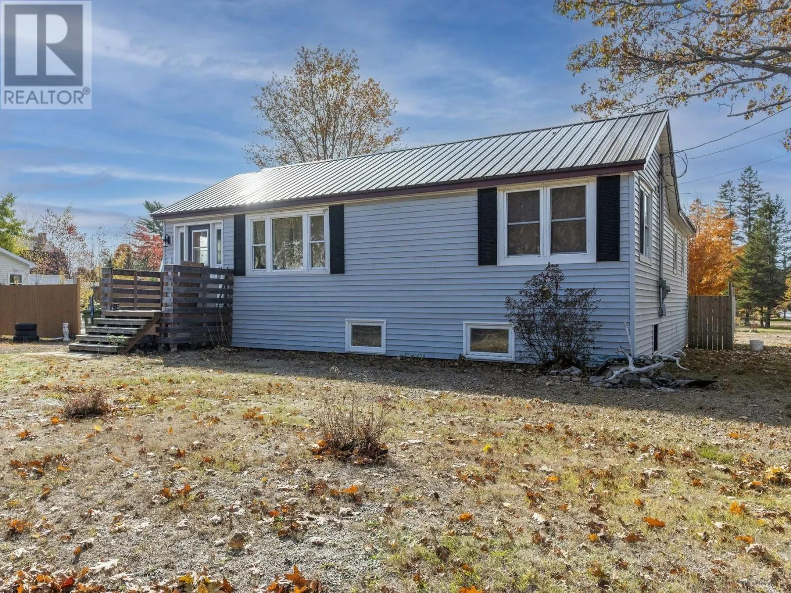 1119 Neily Crescent