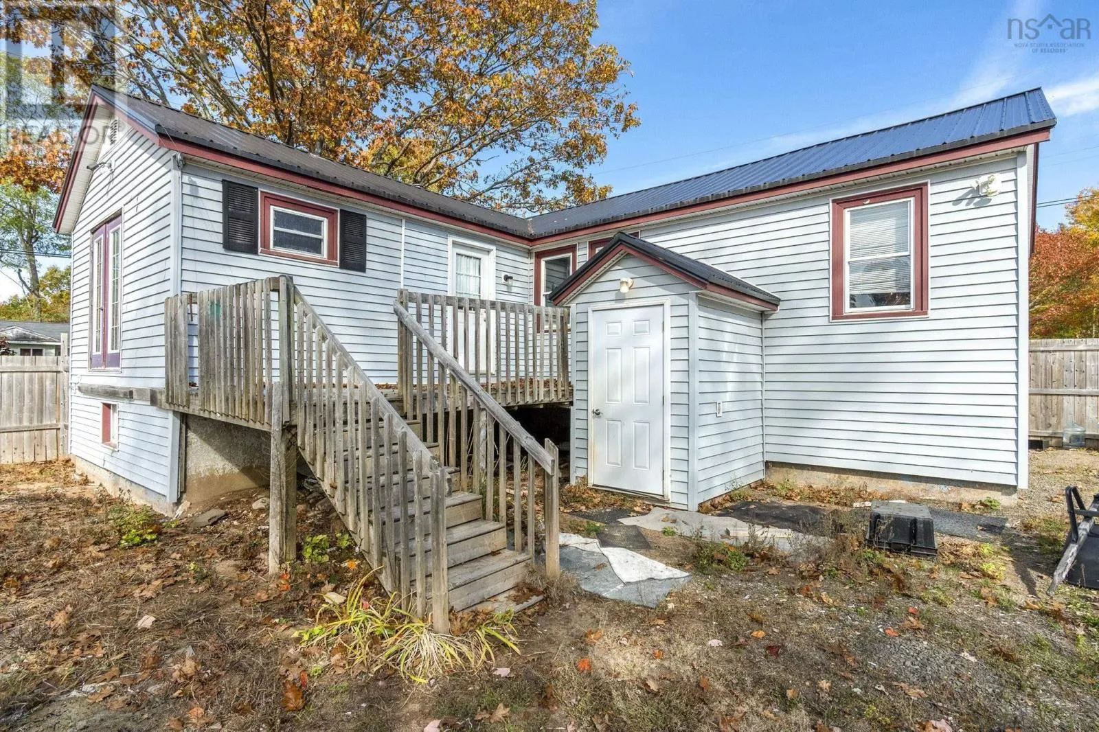 1119 Neily Crescent